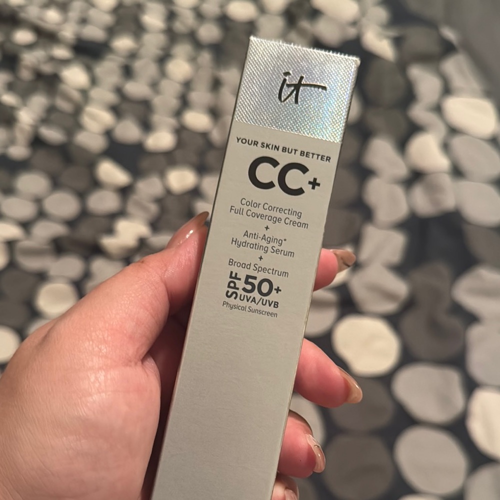 IT Cosmetics CC+ Full Coverage Cream